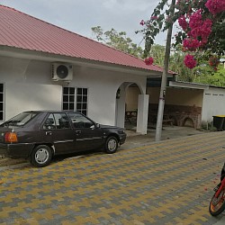 HOMESTAY DI PULAU PANGKOR DEKAT PANTAI TELUK NIPAH